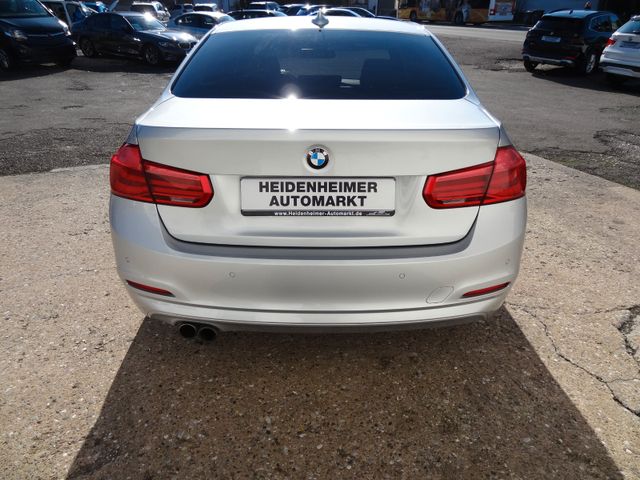 Fahrzeugabbildung BMW 320i Advantage/LED/Navi/84TKM/Automatik/