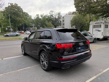 Audi Q7 - 5