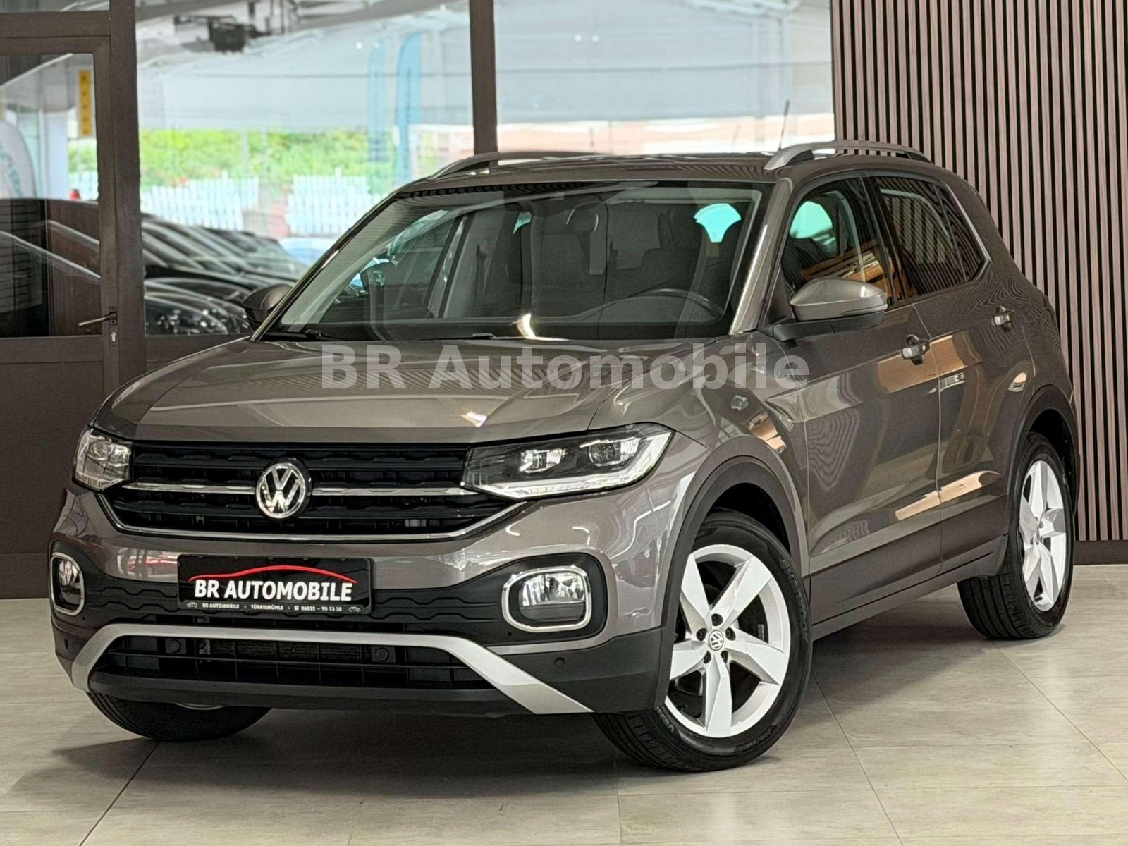 VW T-Cross Style*1.Hand*LED*Kamera*SHZ*Tüv neu