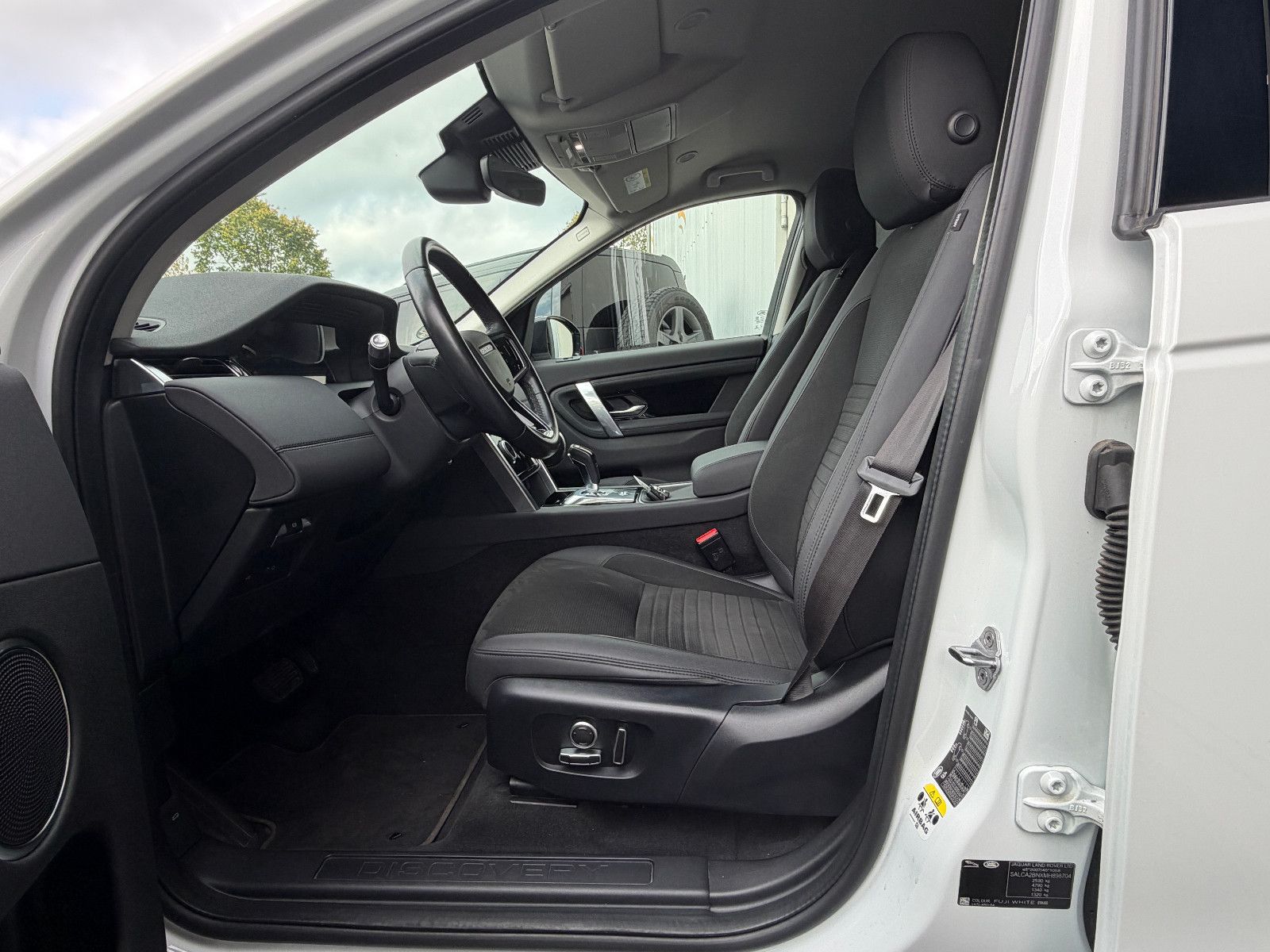 Fahrzeugabbildung Land Rover Sport S AWD/NEUES-MODELL/LEDER/360''KAMERA