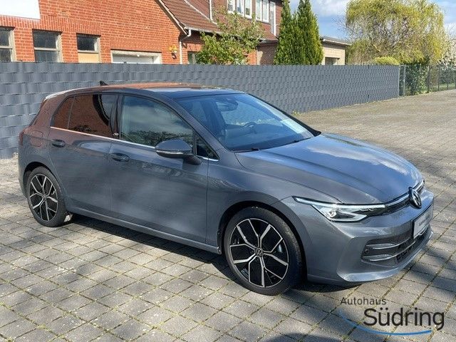 Golf VIII Edition 50 1,5 eTSI AHK Panodach Navi