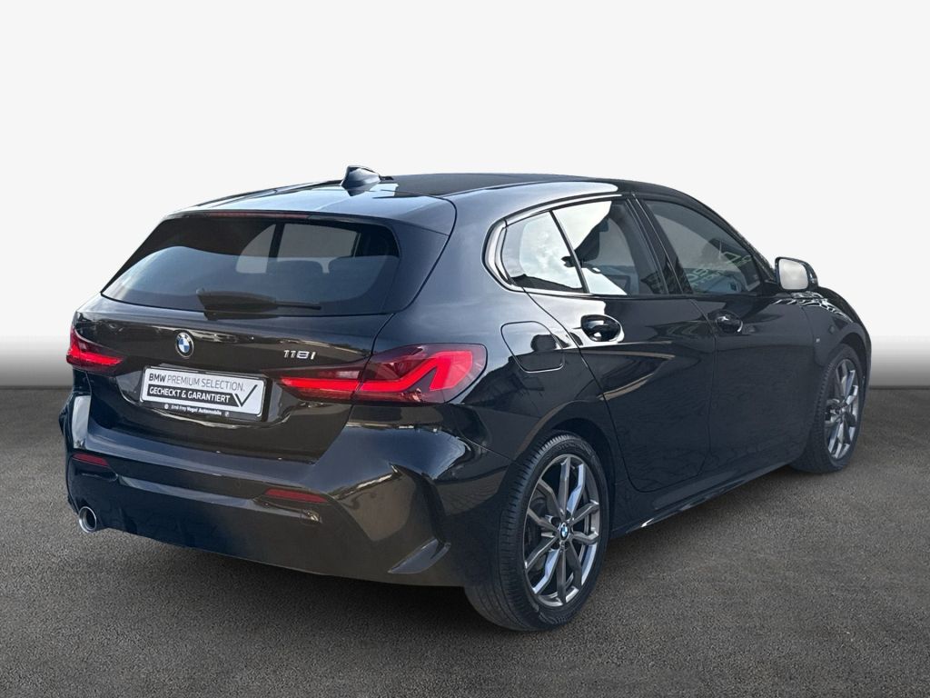 BMW 118i Aut. M Sport Head-Up Pano LED HiFi foto 2