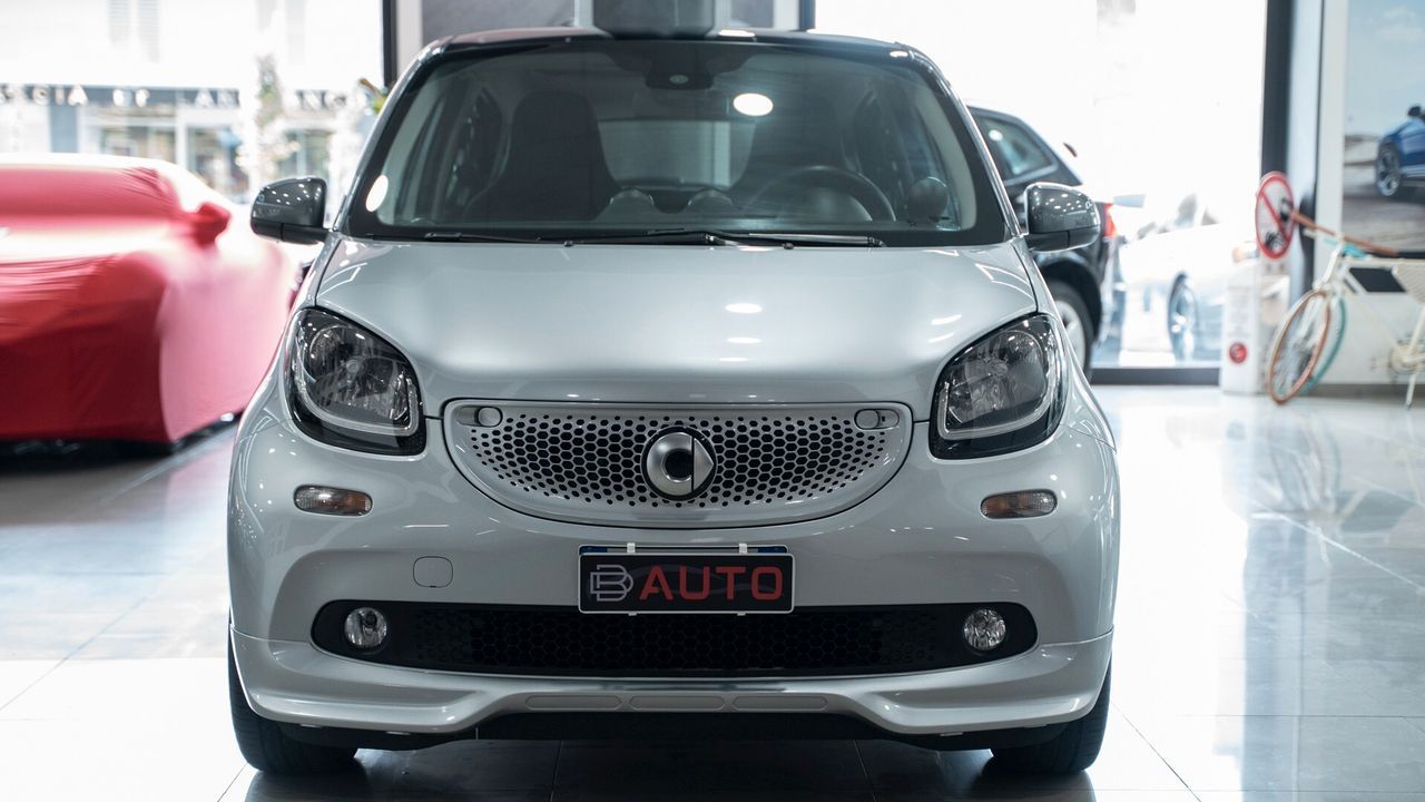 Smart ForFour 0.9 90 CV SUPERPASSION TWINAMIC 16 imagem 2