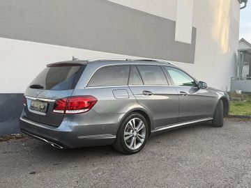 Mercedes E 220 - 10