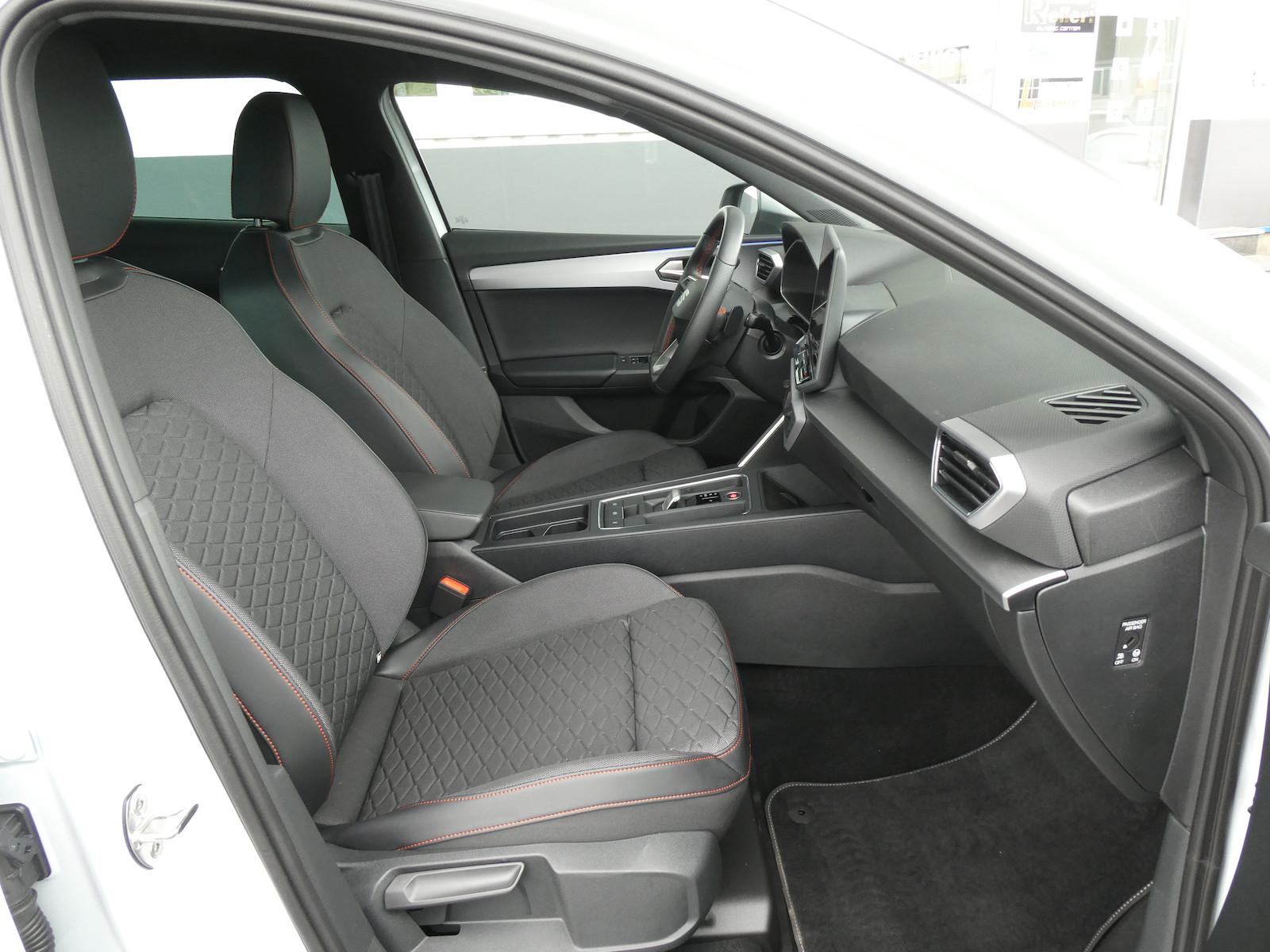 Seat Leon 1.5 eTSI 110 kW FR, Fahrassistenz-Paket L