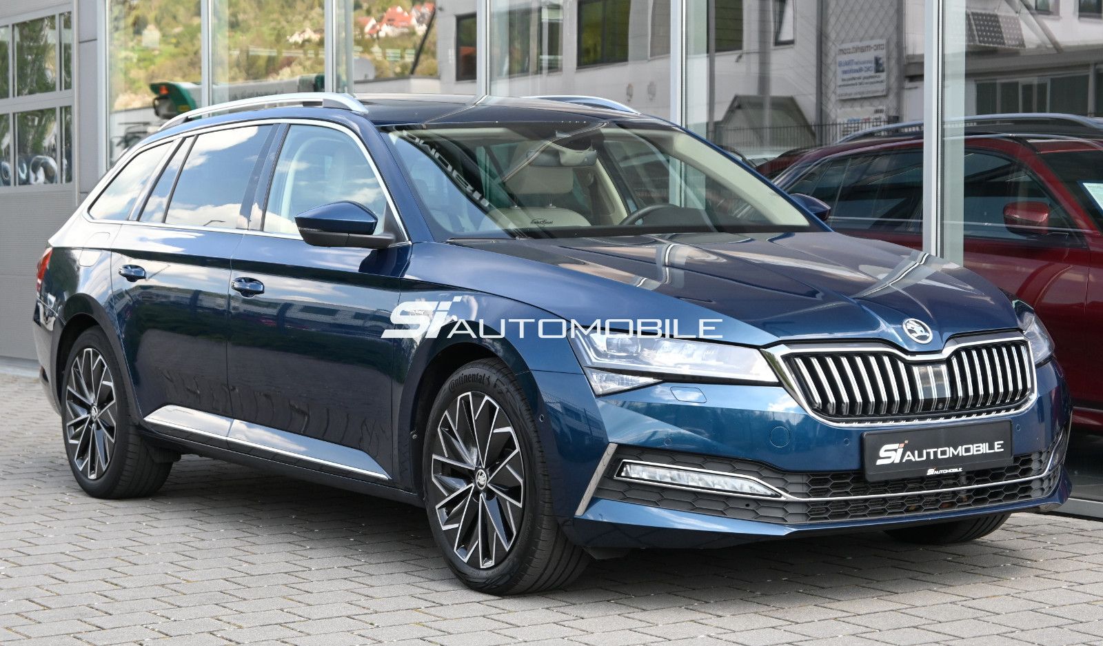 Fahrzeugabbildung SKODA Superb 2.0 TDI DSG L&K COMBI °ACC°AHK°STANDHEIZ°