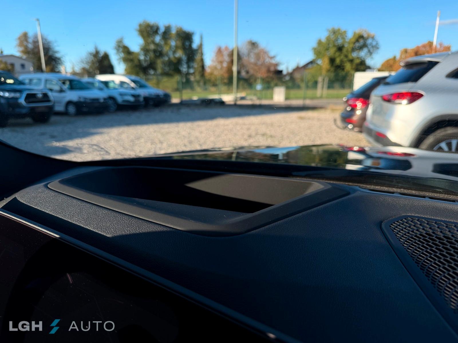 BMW 330d xDrive | ACC | HUD |