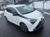Toyota Aygo (X) 1,0-l-VVT-i Team Deutschland Team D...