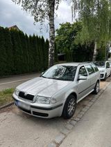 Skoda Octavia 1.9 - Skoda Octavia aus 2001