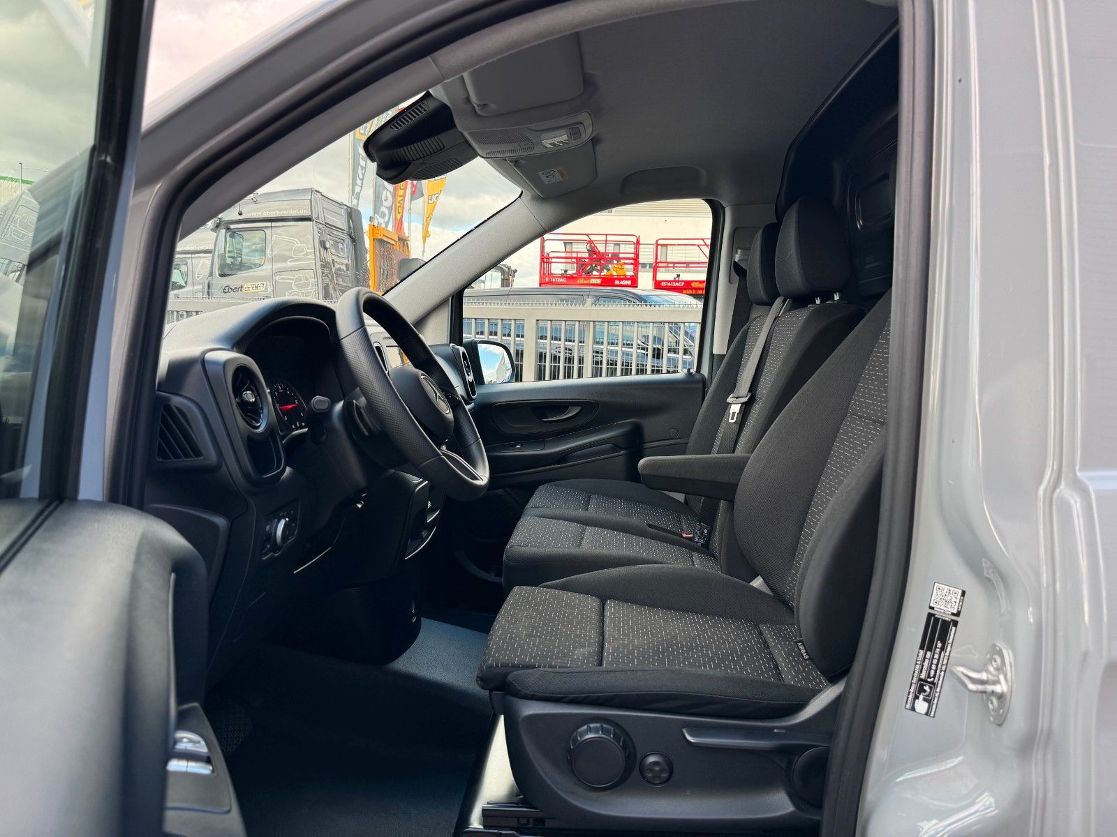 Fahrzeugabbildung Mercedes-Benz Vito 116 CDI 9G Klima Kamera AHK2,5to