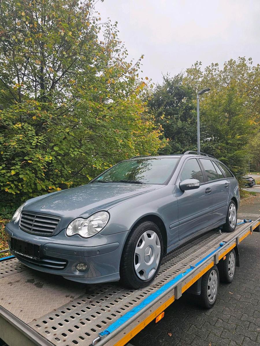 Mercedes-Benz C 220
