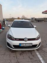 Volkswagen VW Golf 7 Gti performance - Volkswagen Golf: 7 GTI Performance