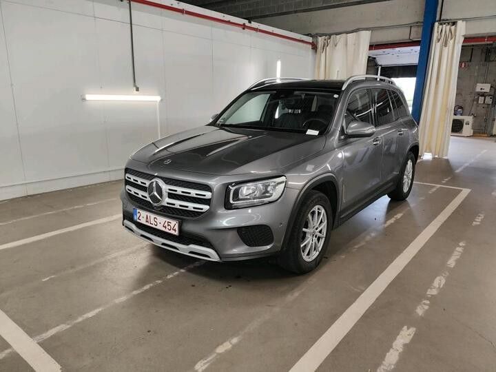 Image of Mercedes-Benz GLB 180