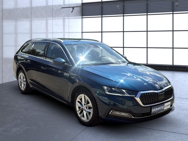 SKODA Octavia Combi First Edition