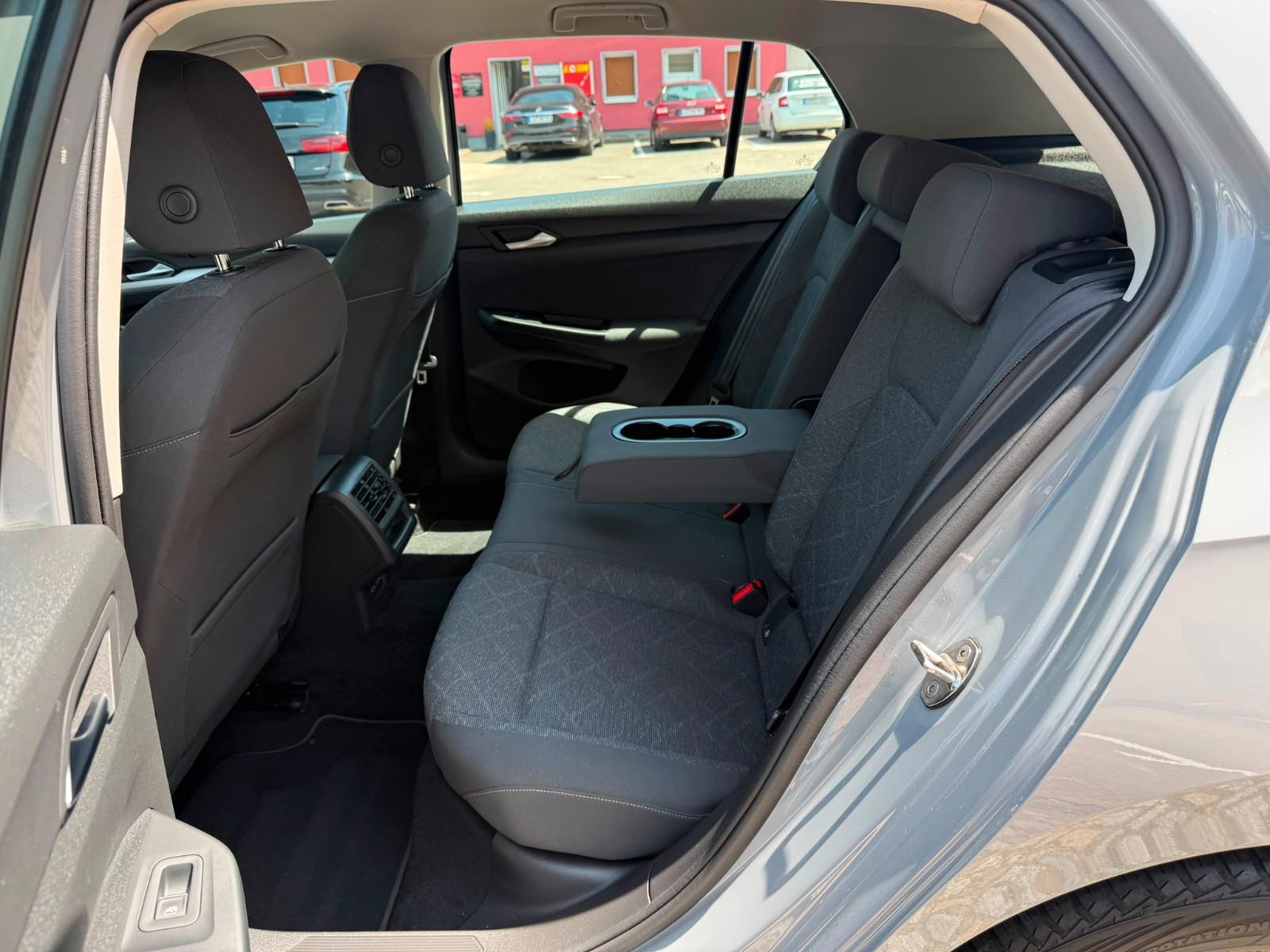 Volkswagen Golf VIII 1.5 TSI Life LED Navi CarPlay Virtual, миниатюра 15