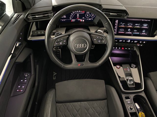 RS3 Sportback 2.5 TFSI S tronic quattro HUD+KERA