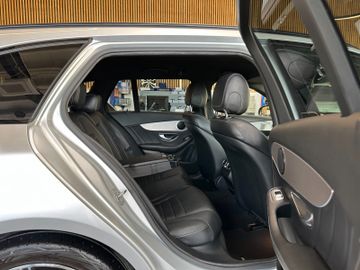 MYAUTOCENTER – Gebraucht- und Jahreswagen mit Werkstattservice in Pfaffenhofen Mercedes-Benz C 400 T *4Matic*AMG*LED*Airmatic*