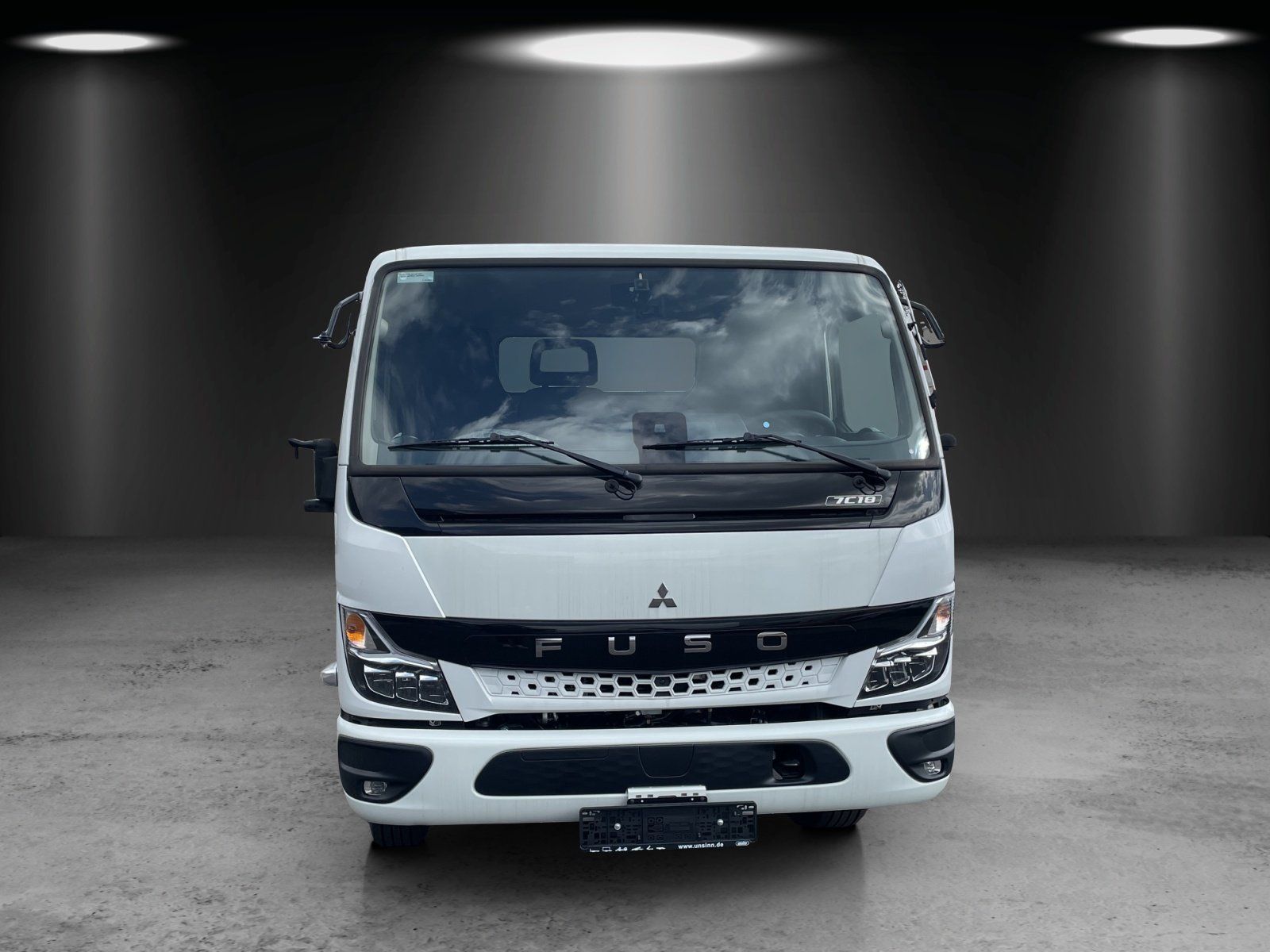 Fahrzeugabbildung FUSO 7C18 AMT 4x2 3400 Unsinn City Hakenlift Klima