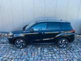 Suzuki Vitara 1.5 4X4 DUALJET Hyb. COMFORT+ AGS ALLGRIP - Suzuki Vitara mit Benzin-Antrieb: Allradantrieb, Geländewagen