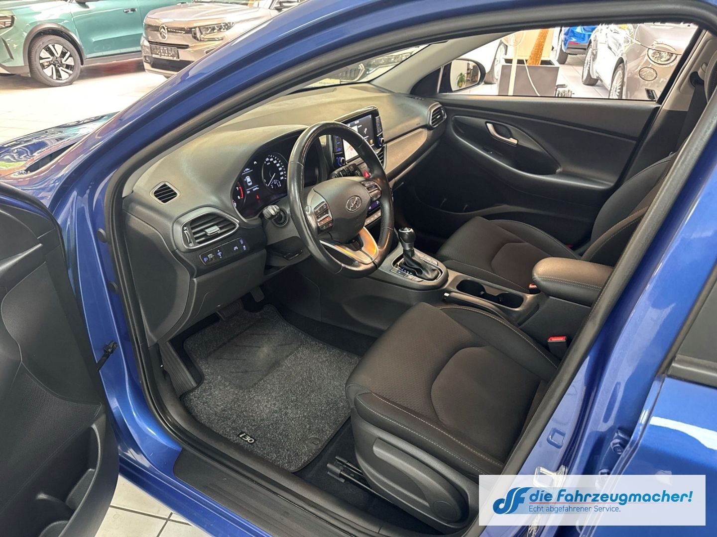 Fahrzeugabbildung Hyundai i30 YES! Navi Apple CarPlay Android Auto Mehrzon