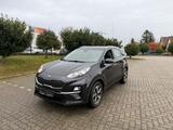 Kia Sportage Vision 4WD/Kamera/AHK/Carplay/Spurh/Aut - Kia Sportage in Mannheim