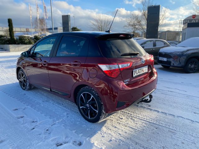 Toyota Yaris Hybrid Style Selection