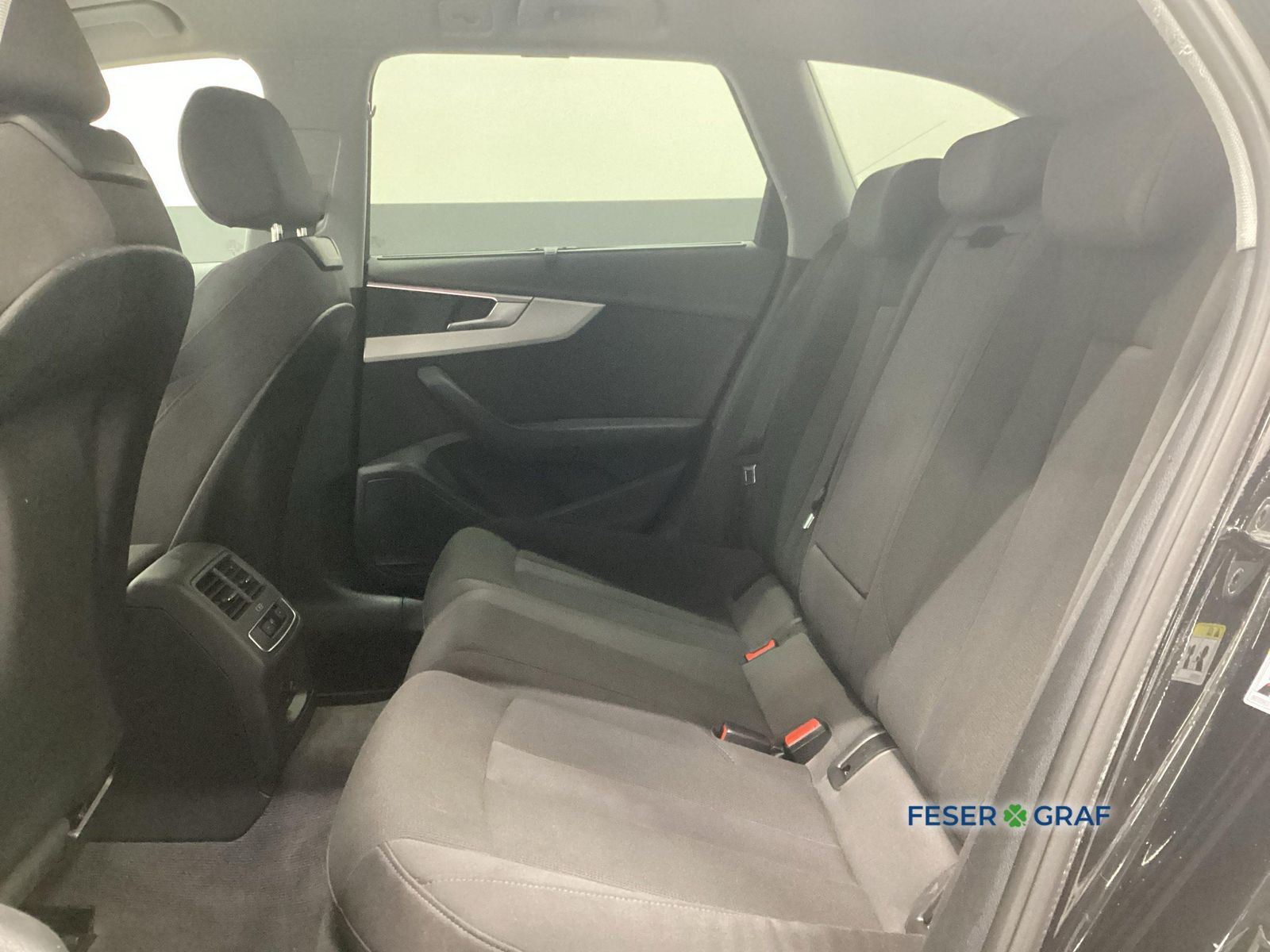 Audi A4 - Bild 10