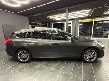 Ford Focus - 8