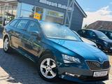 Skoda Superb Combi Active *NAVI*SHZ*AHK*1.HAND* - Skoda Superb in Lübeck