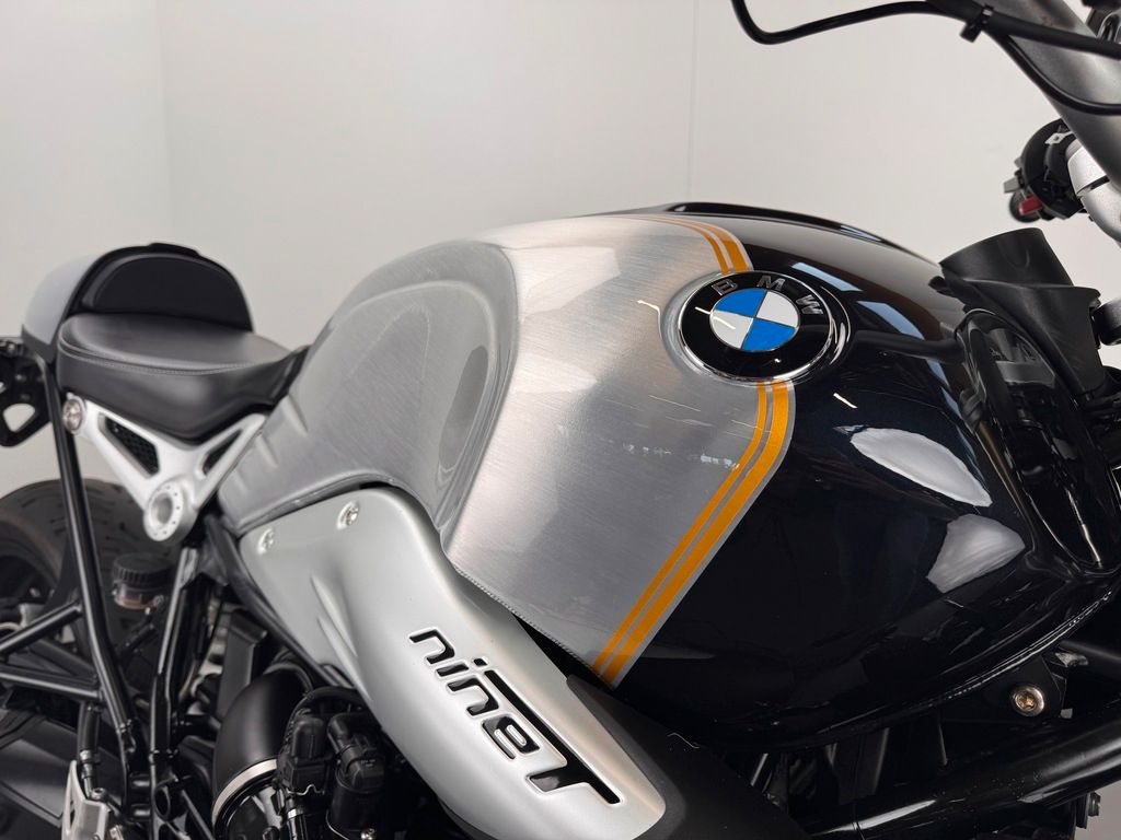 Fahrzeugabbildung BMW R NineT *TOP-ZUSTAND *SCHECKHEFT *SERVICE NEU