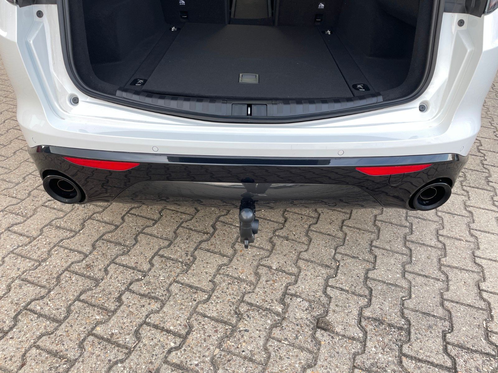 Alfa Romeo Stelvio - Bild 13