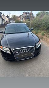 Audi A4 S-line , 2,5TDI, V6 Motor - Audi: V6 Motor