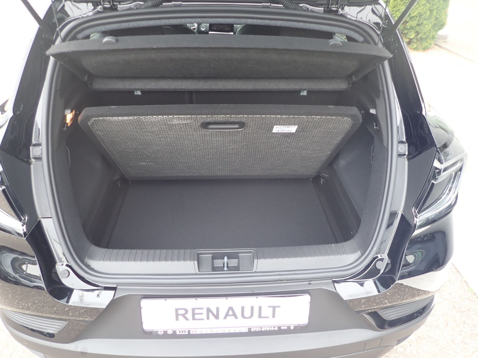 Fahrzeugabbildung Renault Captur Techno Mild Hybrid 140 EDC