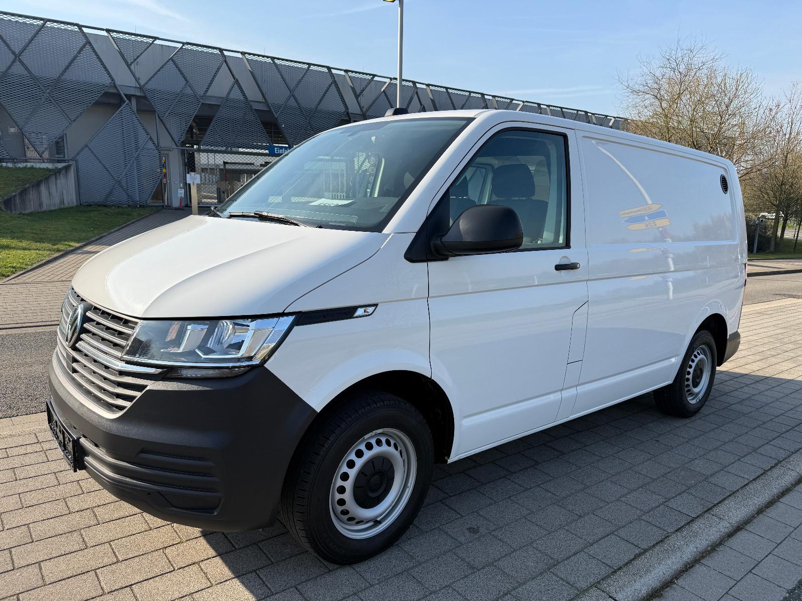Volkswagen T 6.1 Transporter Kasten FWD + DSG + NAVI + ACC