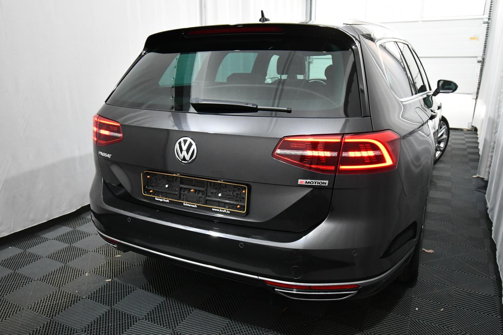 Volkswagen Passat Variant R-Line 4Motion, AHK, DCC, Pano.,  imagem 3
