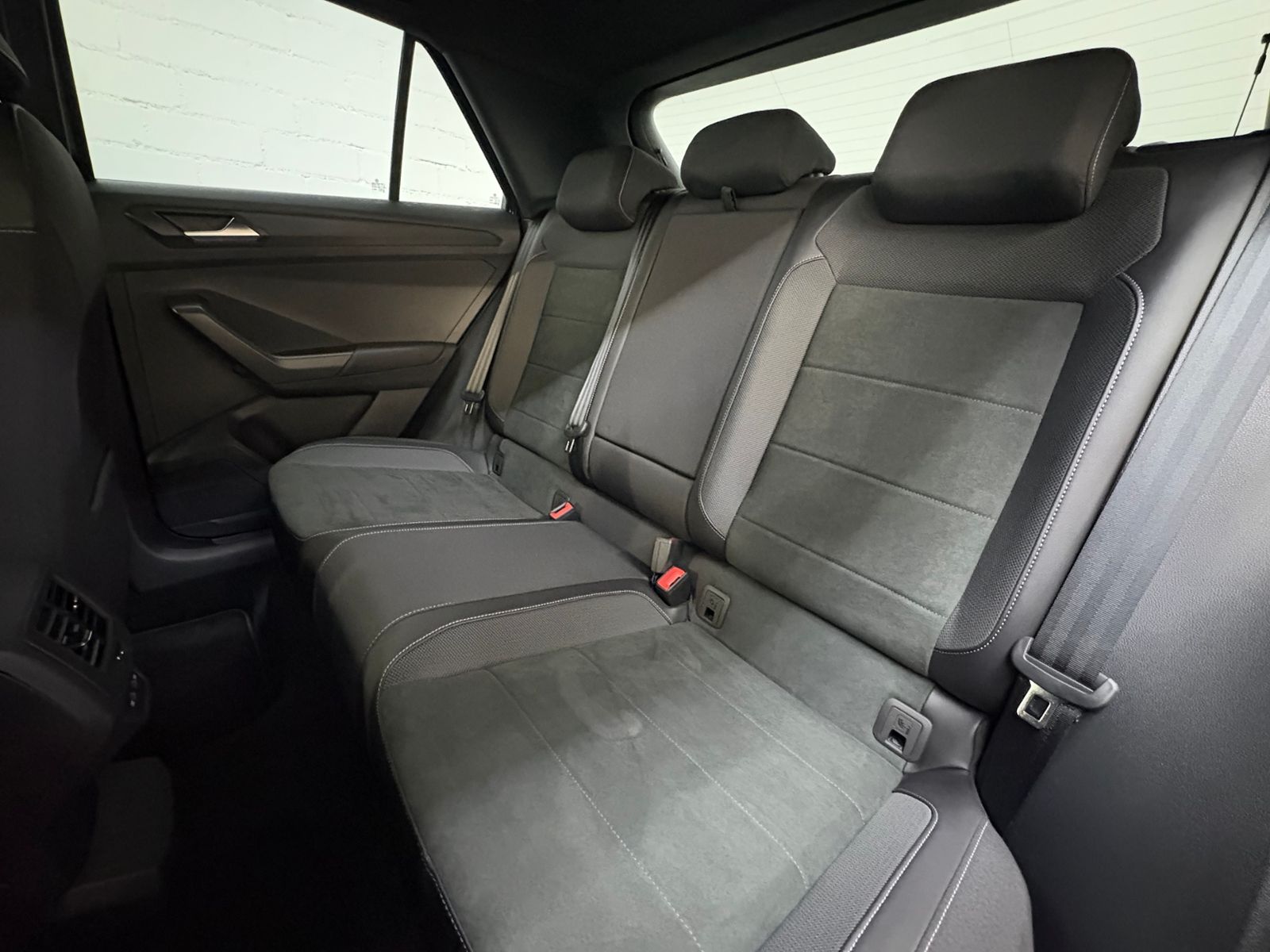 Volkswagen T-Roc - Bild 9