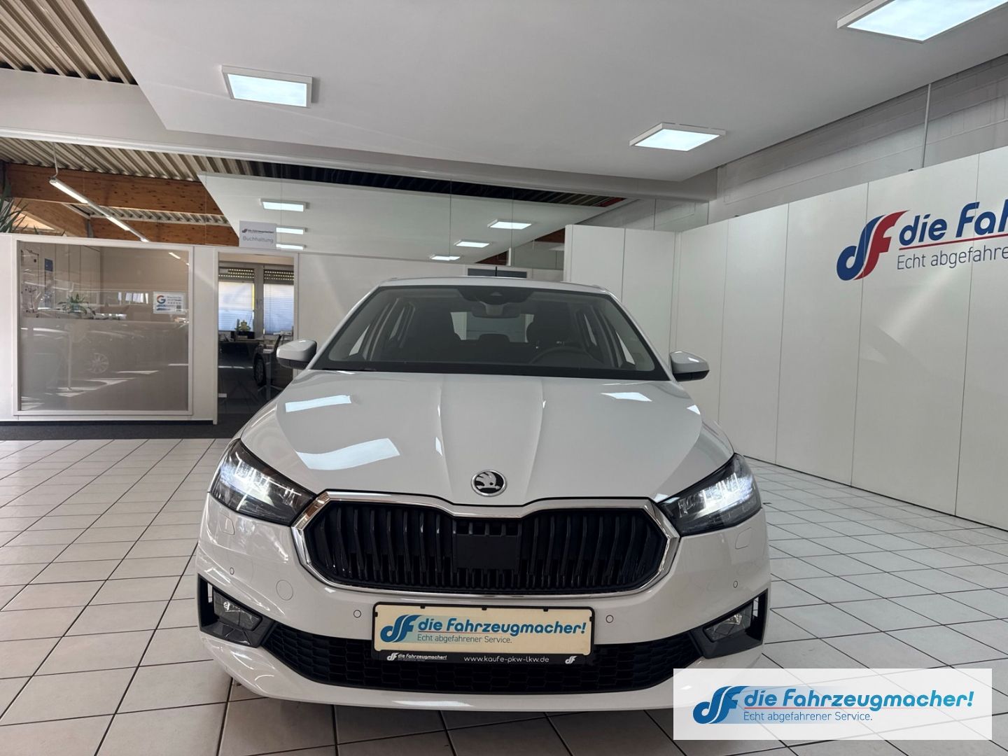Fahrzeugabbildung SKODA Fabia Selection LED Sperrdiff. ACC Apple CarPlay