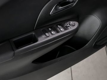 Opel Corsa F 1.2 Basis Verkehrsschilder-Assistent LED