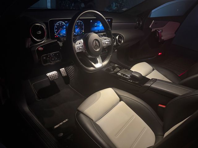 MERCEDES-BENZ A 180 d AMG Line Top Zustand 