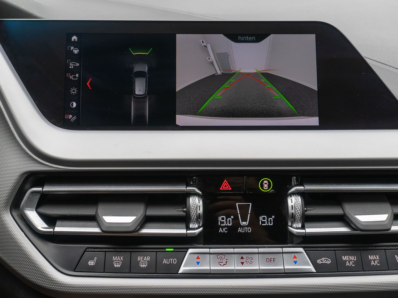 Fahrzeugabbildung BMW 116d Kamera DAB Sitzhzg LED Geschwindigkeitsreg