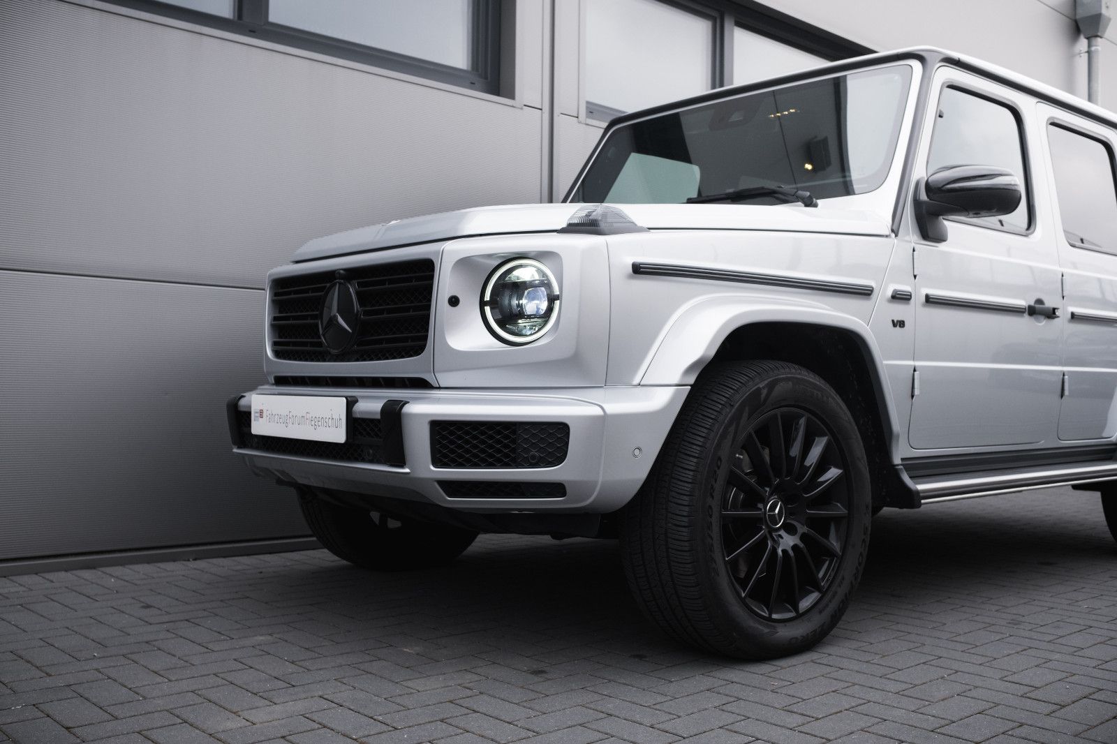 Fahrzeugabbildung Mercedes-Benz G 500-Burmester-Manufaktur-Leder-Night-Paket