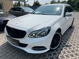 Mercedes-Benz E 250d T 4Matic Aut Avantgarde LED Navi eGSD ILS - Mercedes-Benz E 250: Schiebedach