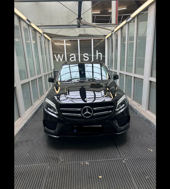 Image of Mercedes-Benz GLE 350