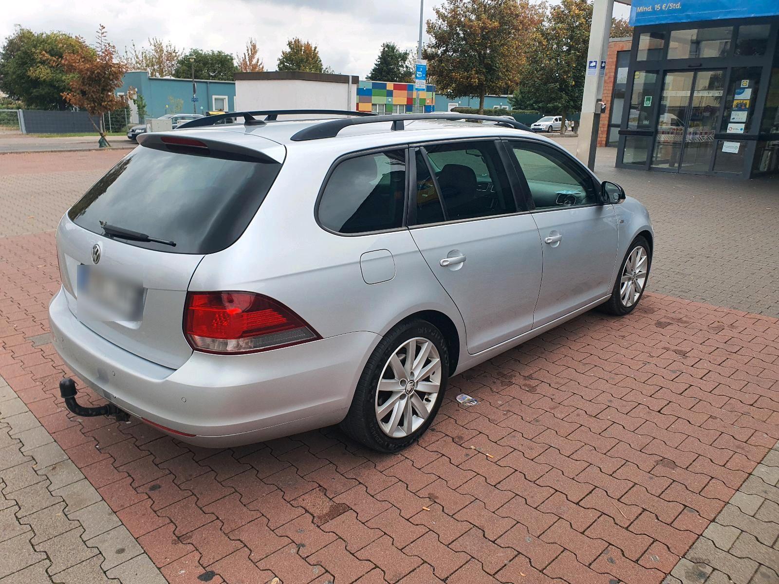 Volkswagen Golf 2011 — photo 7