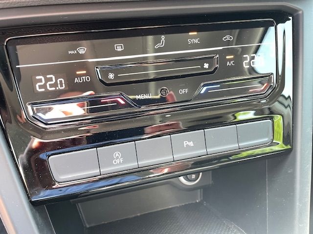 Touran 1.5 TSI DSG Comfortline Navi AHK digitale