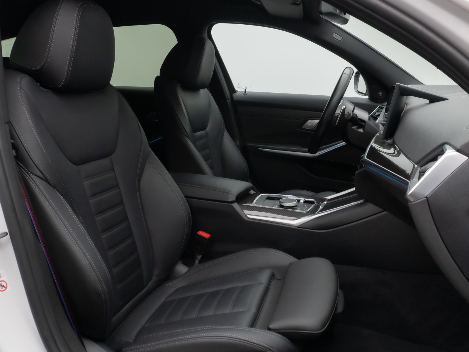 Fahrzeugabbildung BMW 320d M Sport Pro DAB H/K Fernlichtassist 19Zoll