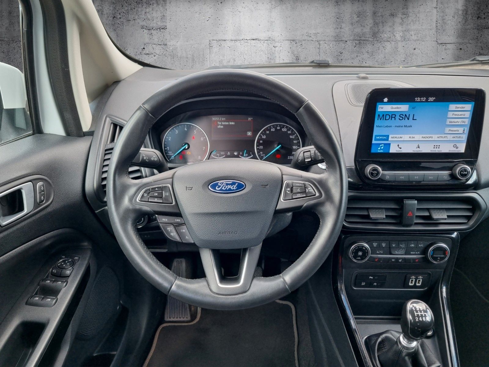 Fahrzeugabbildung Ford EcoSport Titanium