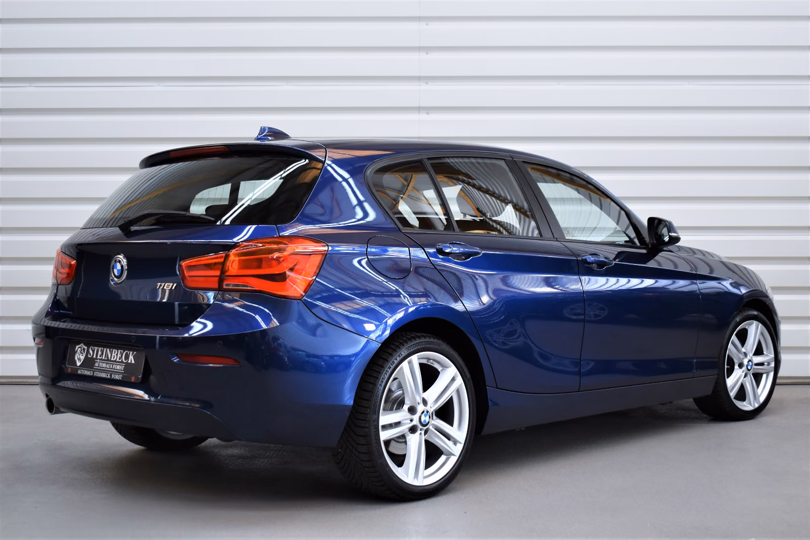 BMW 118i 5-trg.+Sitzheizung+Einparkhilfe+Klimaautom.