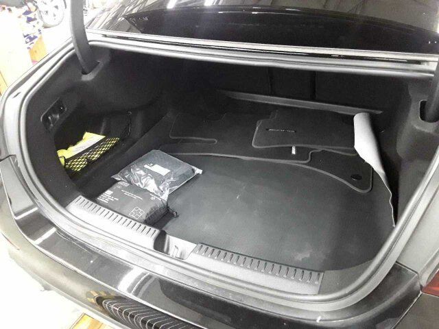 Fahrzeugabbildung Mercedes-Benz E 450 d AMG Advan+ HYPER Pano FahrAssi KeyGo 20"