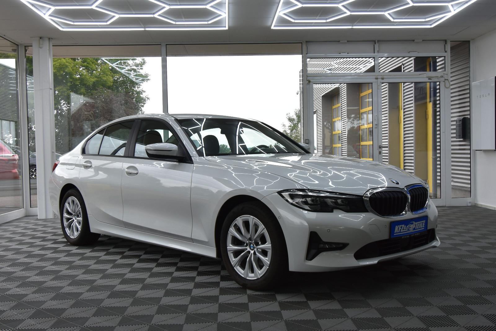BMW 320i xDrive Advantage Assistenz Plus ACC SHZ LED